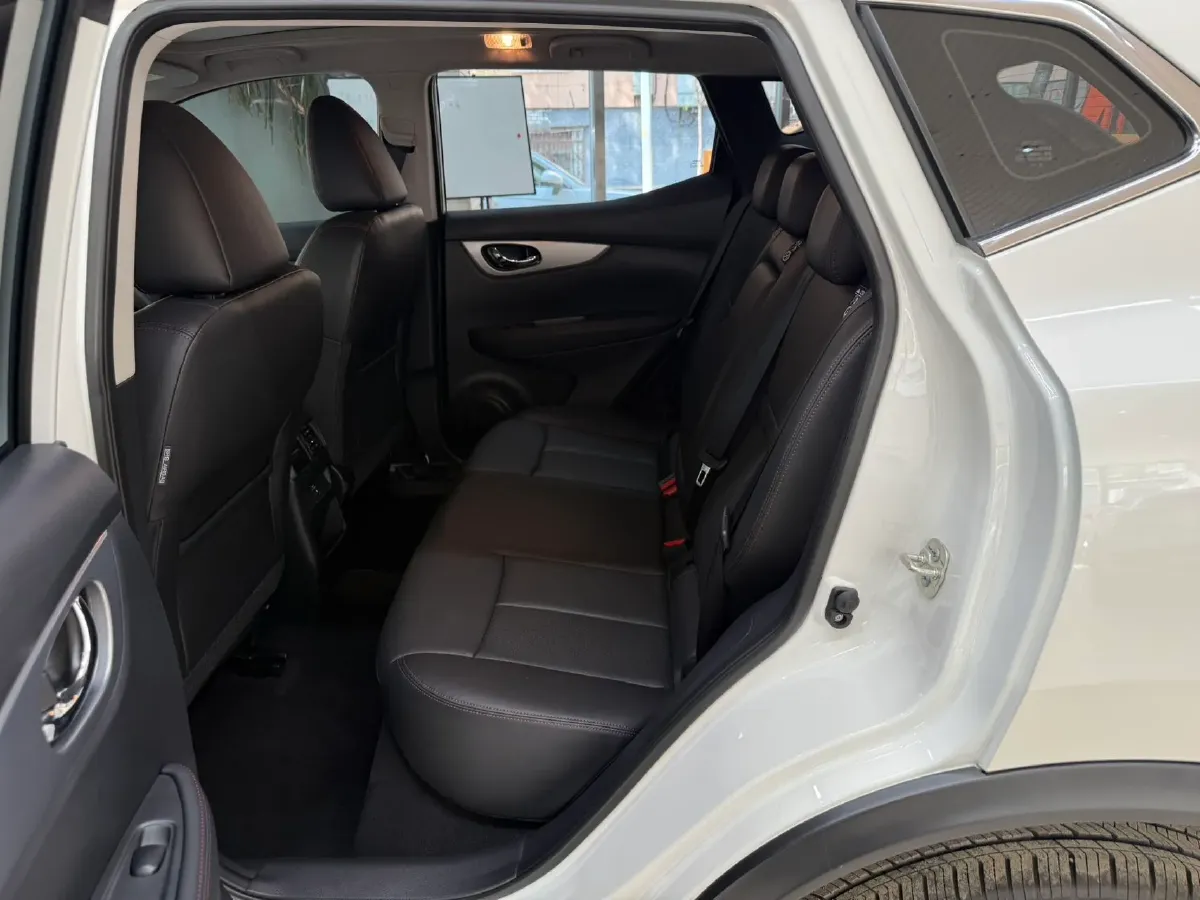 2023 Nissan Qashqai 2.0L 151HP L4 CVT,autocango,china used car exporter,china ev exporter,chinese used car exporter,chinese used ev exporter