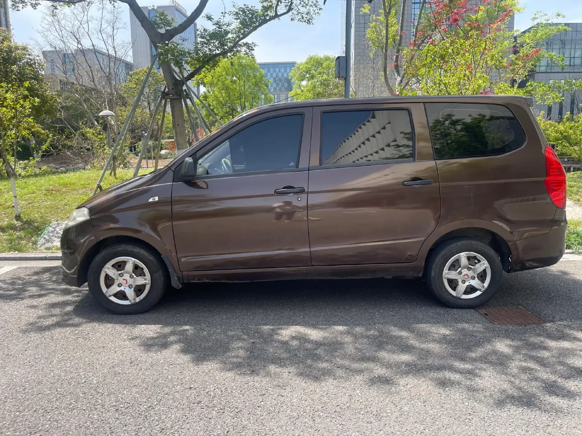 2018 WuLing HongGuang 1.2L 82HP L4 5MT,autocango,china used car exporter,china ev exporter,chinese used car exporter,chinese used ev exporter
