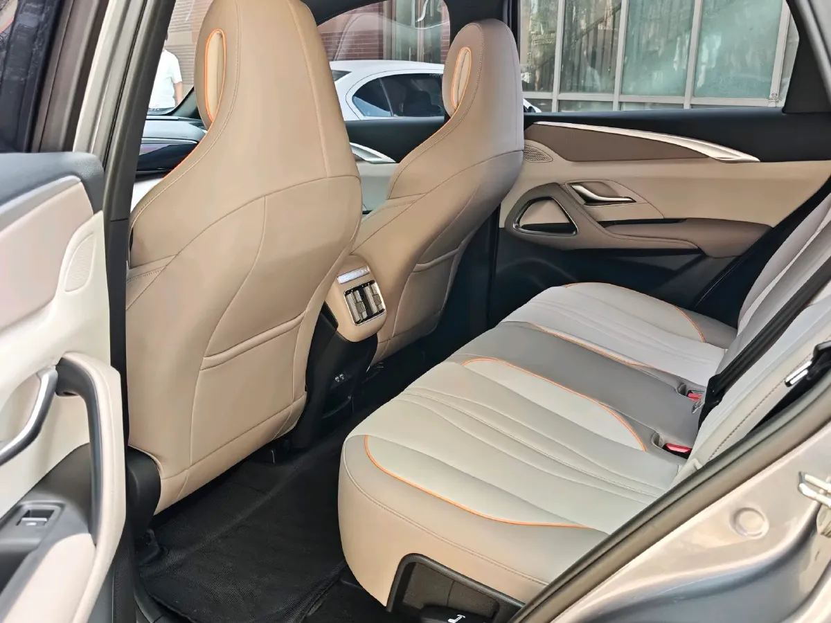 2024 BYD Song Pro 1.5L 110HP L4 E-CVT PHEV 12.9KWH,autocango,china used car exporter,china ev exporter,chinese used car exporter,chinese used ev exporter