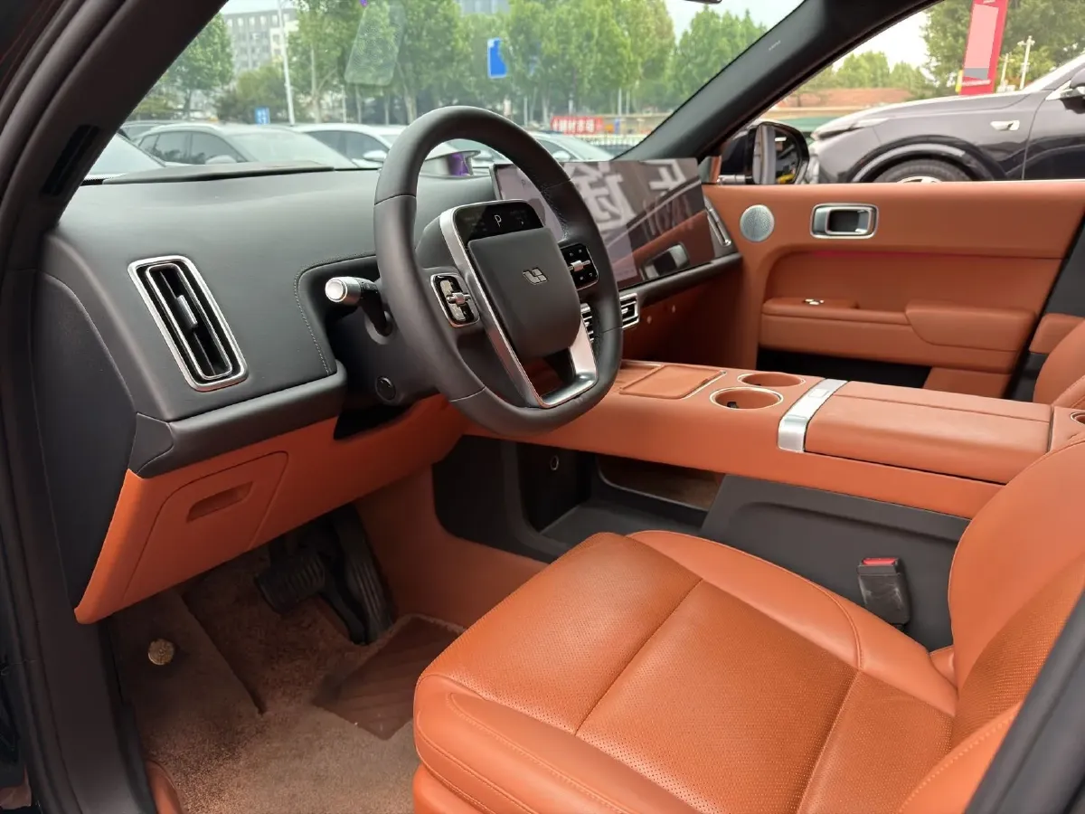 2024 Toyota Granvia 2.5L 189HP L4 E-CVT Hybrid,autocango,china used car exporter,china ev exporter,chinese used car exporter,chinese used ev exporter