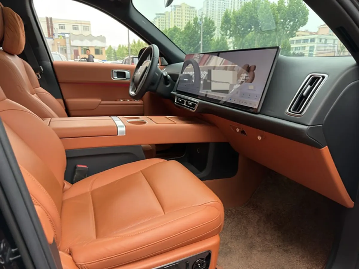 2024 Toyota Granvia 2.5L 189HP L4 E-CVT Hybrid,autocango,china used car exporter,china ev exporter,chinese used car exporter,chinese used ev exporter