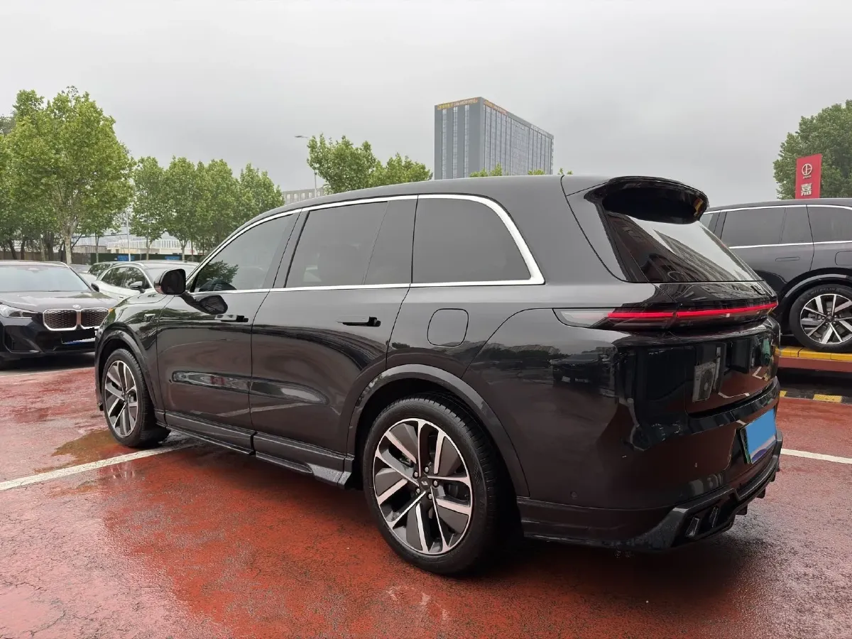 2024 Toyota Granvia 2.5L 189HP L4 E-CVT Hybrid,autocango,china used car exporter,china ev exporter,chinese used car exporter,chinese used ev exporter