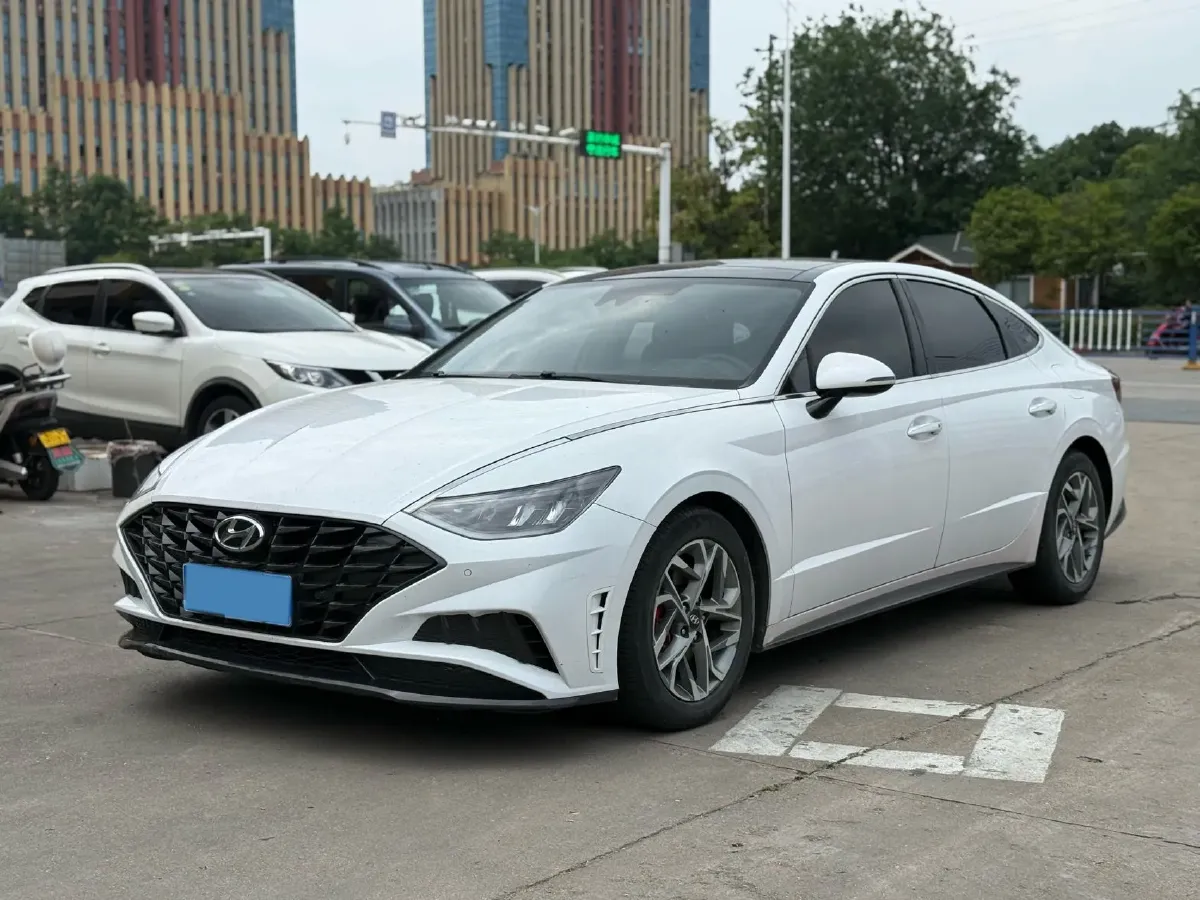 2020 Hyundai Sonata 1.5T 170HP L4 7DCT,autocango,china used car exporter,china ev exporter,chinese used car exporter,chinese used ev exporter