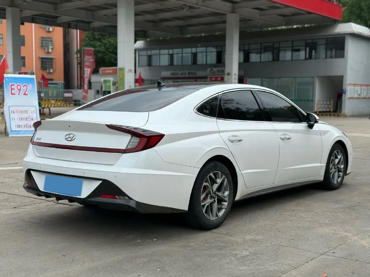 2020 Hyundai Sonata 1.5T 170HP L4 7DCT,autocango,china used car exporter,china ev exporter,chinese used car exporter,chinese used ev exporter