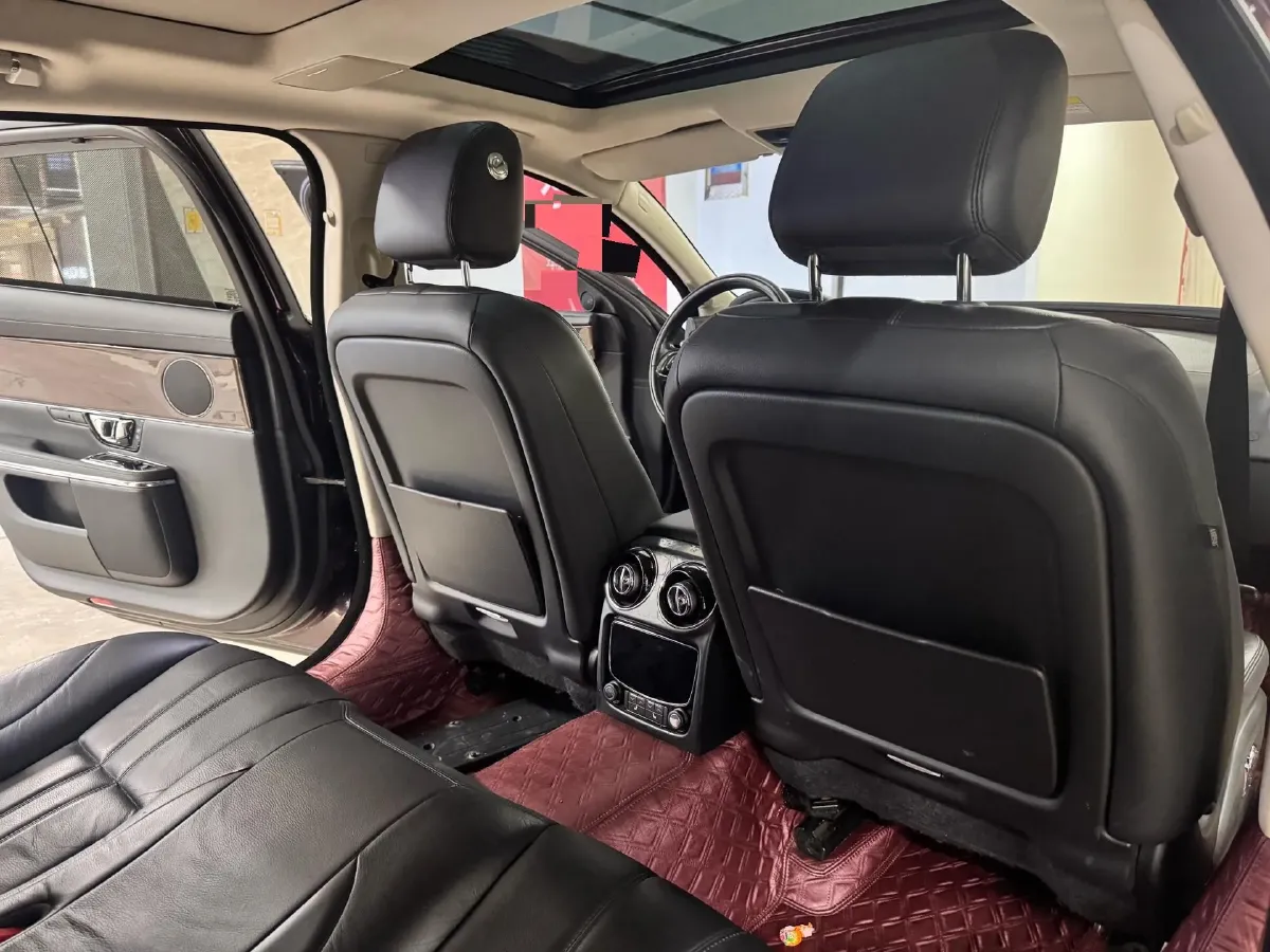 2018 BMW 7 Series 2.0T 258HP L4 8AT,autocango,china used car exporter,china ev exporter,chinese used car exporter,chinese used ev exporter