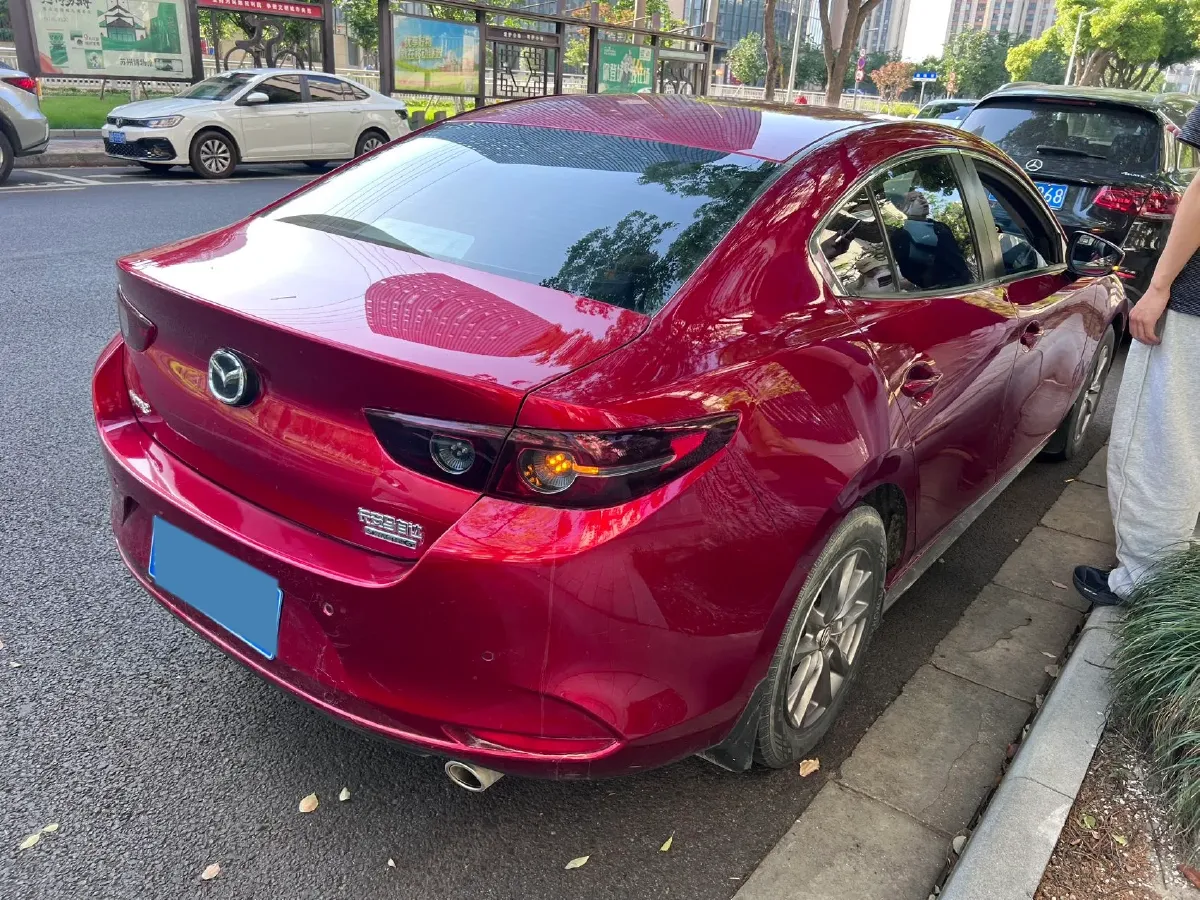 2021 Mazda 3 Axela 1.5L 117HP L4 6AT,autocango,china used car exporter,china ev exporter,chinese used car exporter,chinese used ev exporter