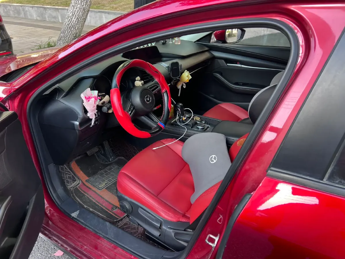 2021 Mazda 3 Axela 1.5L 117HP L4 6AT,autocango,china used car exporter,china ev exporter,chinese used car exporter,chinese used ev exporter