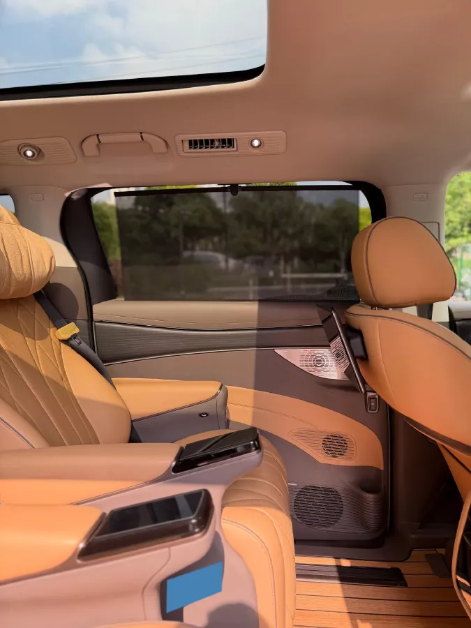 2022 Mercedes-Benz GLC Class 2.0T 197HP L4 9AT,autocango,china used car exporter,china ev exporter,chinese used car exporter,chinese used ev exporter