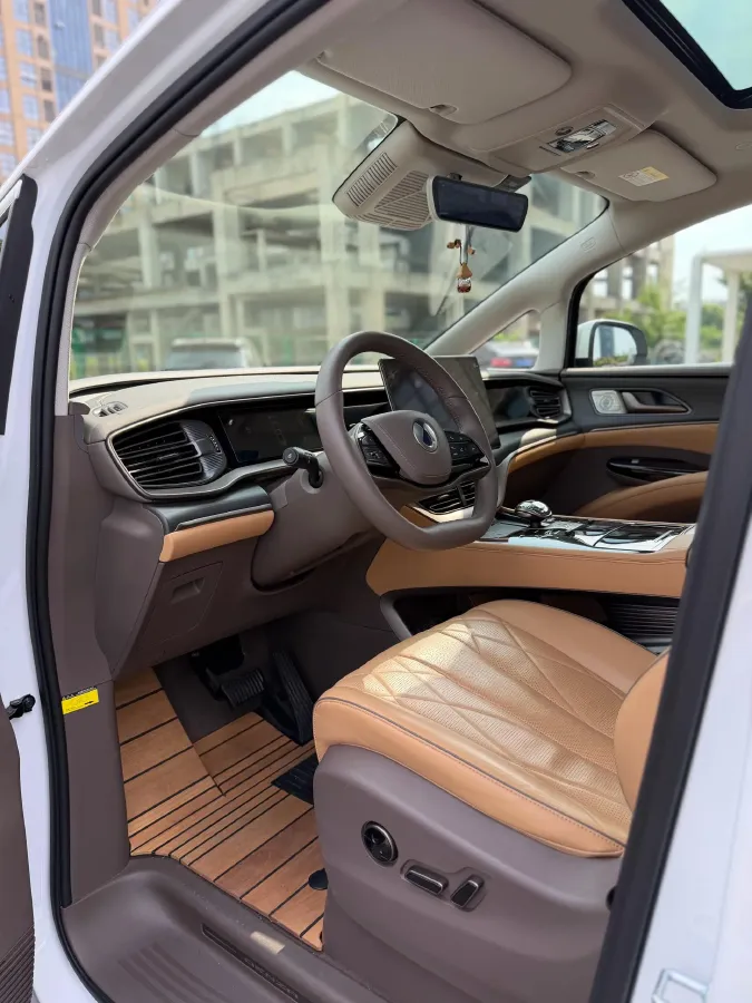 2022 Mercedes-Benz GLC Class 2.0T 197HP L4 9AT,autocango,china used car exporter,china ev exporter,chinese used car exporter,chinese used ev exporter