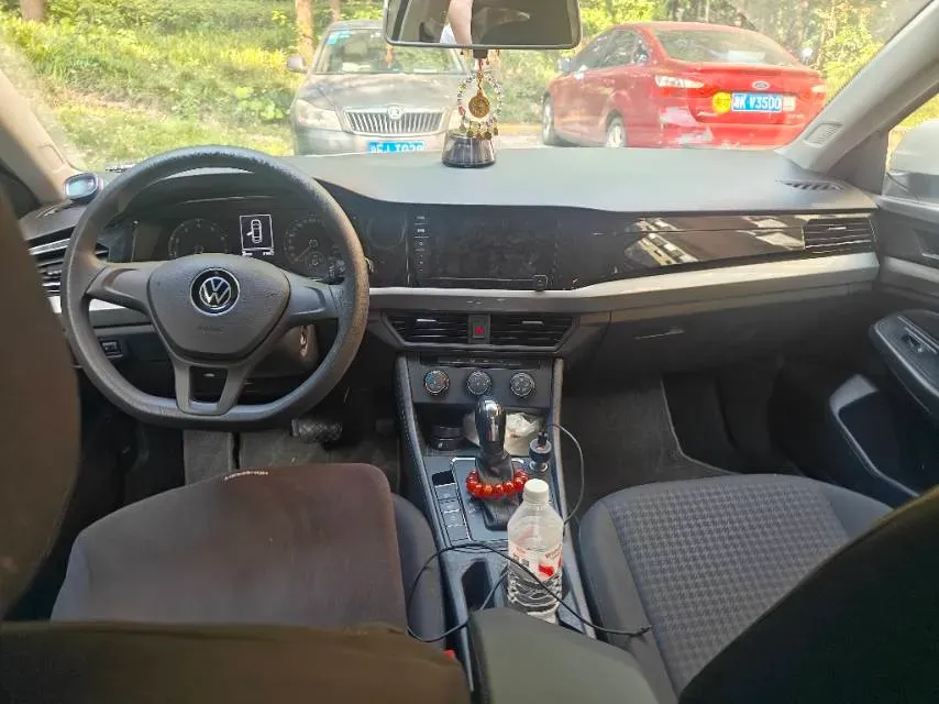 2021 Volkswagen Bora 1.5L 113HP L4 6AT,autocango,china used car exporter,china ev exporter,chinese used car exporter,chinese used ev exporter