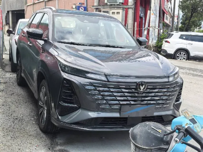 2026 ChangAn CS75 Plus 1.5T 192HP L4 8AT,autocango,china used car exporter,china ev exporter,chinese used car exporter,chinese used ev exporter