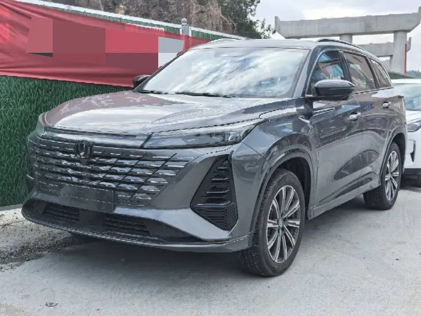 2026 ChangAn CS75 Plus 1.5T 192HP L4 8AT,autocango,china used car exporter,china ev exporter,chinese used car exporter,chinese used ev exporter