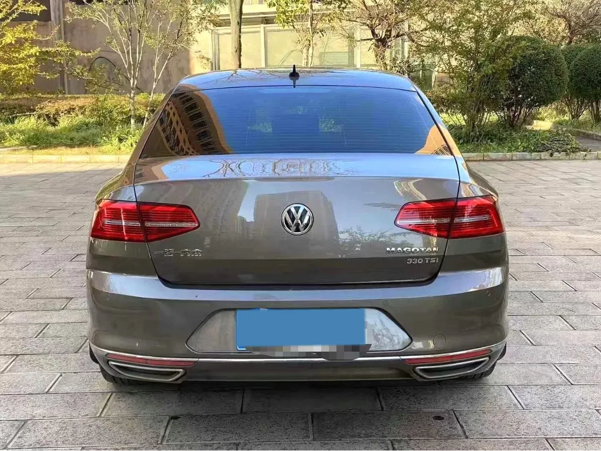 2019 Volkswagen Magotan 2.0T 186HP L4 7DCT,autocango,china used car exporter,china ev exporter,chinese used car exporter,chinese used ev exporter
