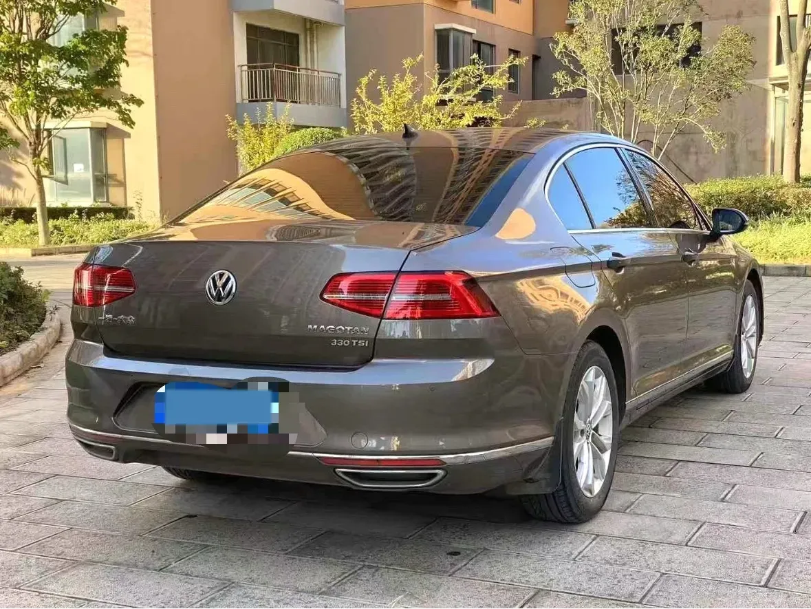 2019 Volkswagen Magotan 2.0T 186HP L4 7DCT,autocango,china used car exporter,china ev exporter,chinese used car exporter,chinese used ev exporter