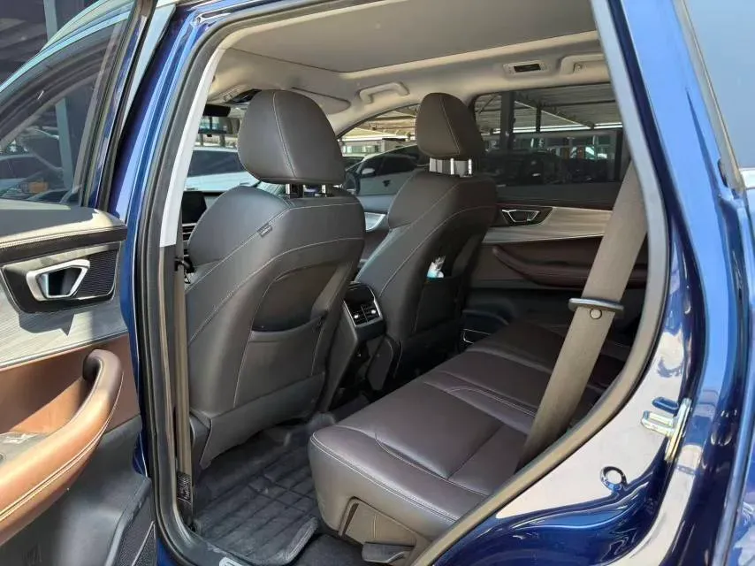 2021 Chery Tiggo 8 1.6T 197HP L4 7DCT,autocango,china used car exporter,china ev exporter,chinese used car exporter,chinese used ev exporter