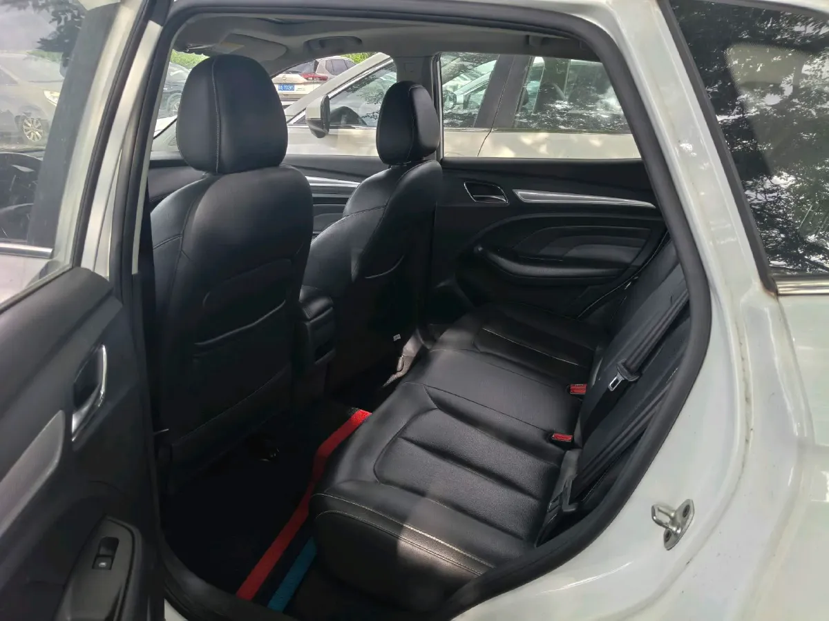 2018 HuangHai N3 2.4T 218HP L4 6AT,autocango,china used car exporter,china ev exporter,chinese used car exporter,chinese used ev exporter
