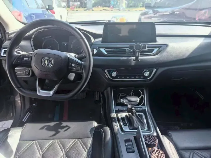 2022 ChangAn Raeton CC 1.5T 188HP L4 7DCT,autocango,china used car exporter,china ev exporter,chinese used car exporter,chinese used ev exporter