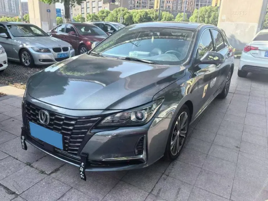 2022 ChangAn Raeton CC 1.5T 188HP L4 7DCT,autocango,china used car exporter,china ev exporter,chinese used car exporter,chinese used ev exporter