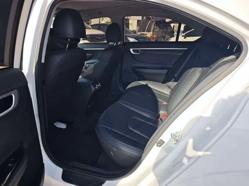 2021 Hyundai Mistra 1.8L 143HP L4 CVT,autocango,china used car exporter,china ev exporter,chinese used car exporter,chinese used ev exporter