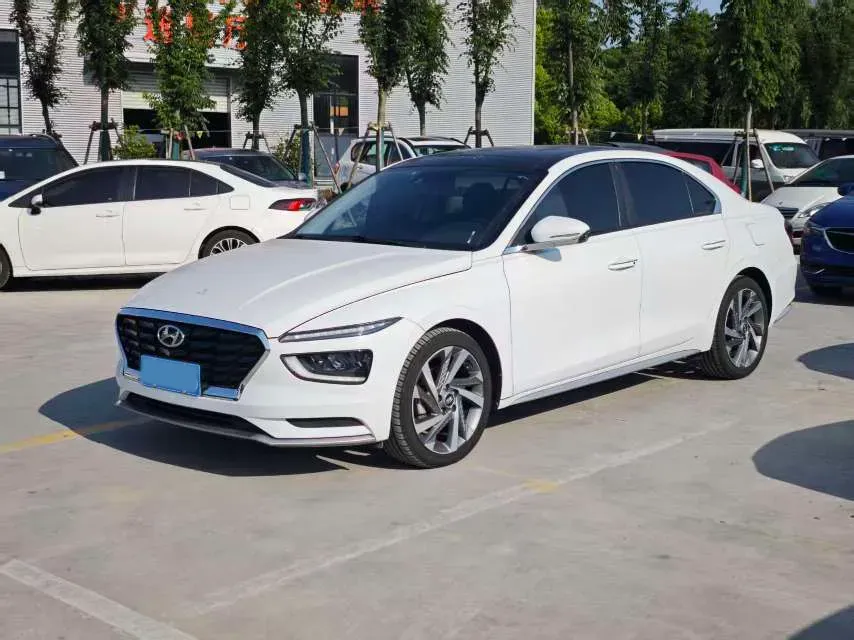 2021 Hyundai Mistra 1.8L 143HP L4 CVT,autocango,china used car exporter,china ev exporter,chinese used car exporter,chinese used ev exporter