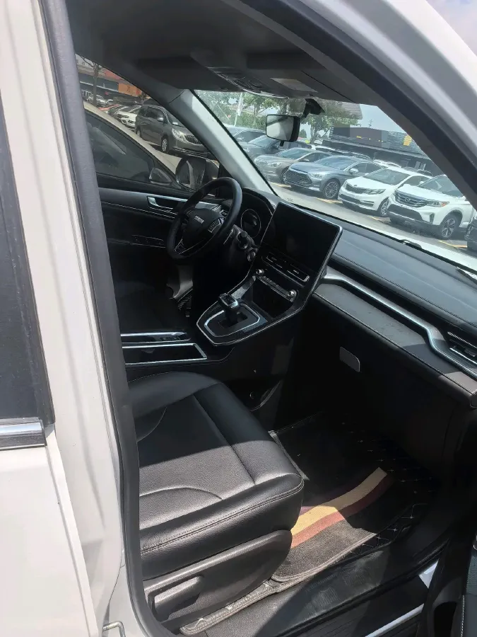 2021 Haval M6 1.5T 150HP L4 7DCT,autocango,china used car exporter,china ev exporter,chinese used car exporter,chinese used ev exporter