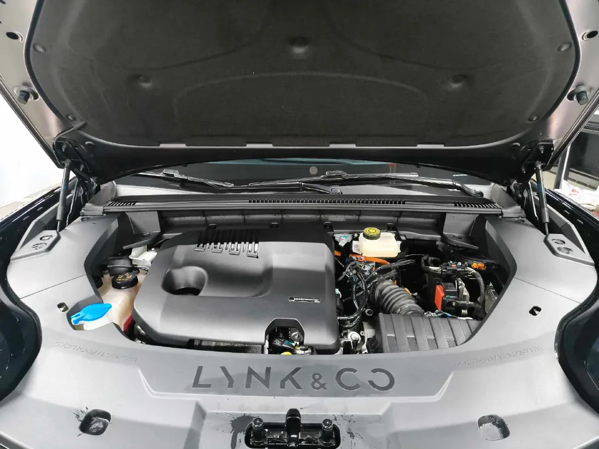 2025 LYNK&CO 08 EM-P 1.5T 163HP L4 3DHT PHEV 39.6/39.8KWH,autocango,china used car exporter,china ev exporter,chinese used car exporter,chinese used ev exporter