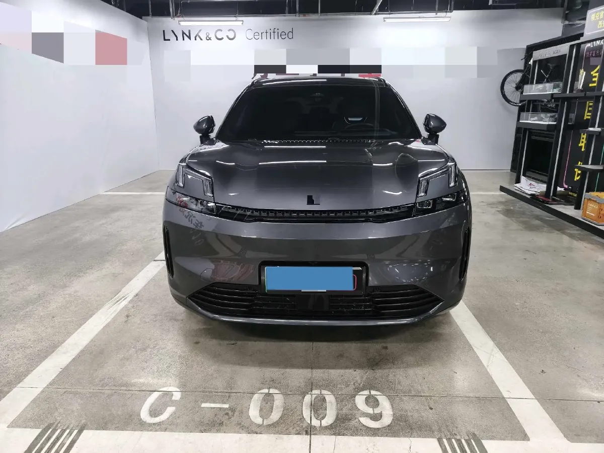 2025 LYNK&CO 08 EM-P 1.5T 163HP L4 3DHT PHEV 39.6/39.8KWH,autocango,china used car exporter,china ev exporter,chinese used car exporter,chinese used ev exporter