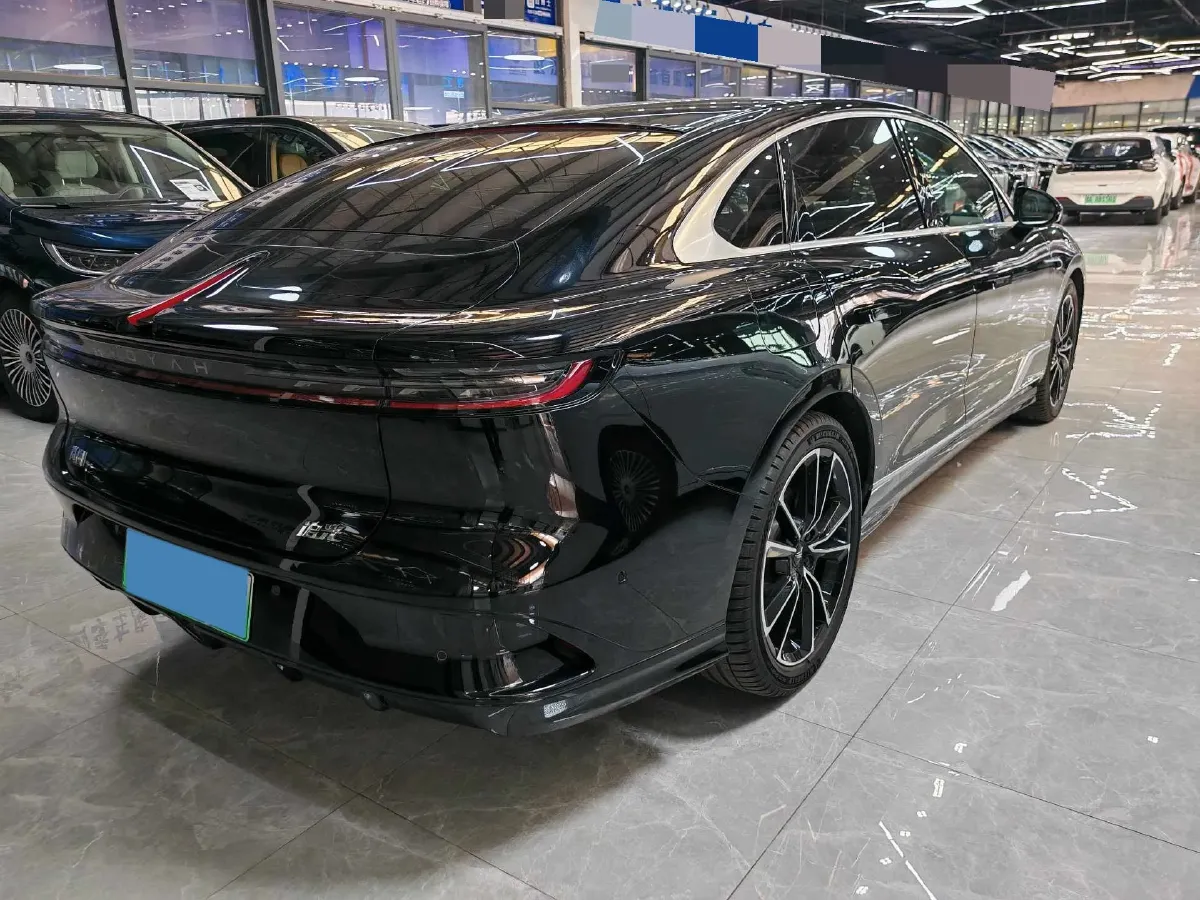 2024 Voyah ZhuiGuang 1.5T 136HP L4 PHEV 43KWH,autocango,china used car exporter,china ev exporter,chinese used car exporter,chinese used ev exporter