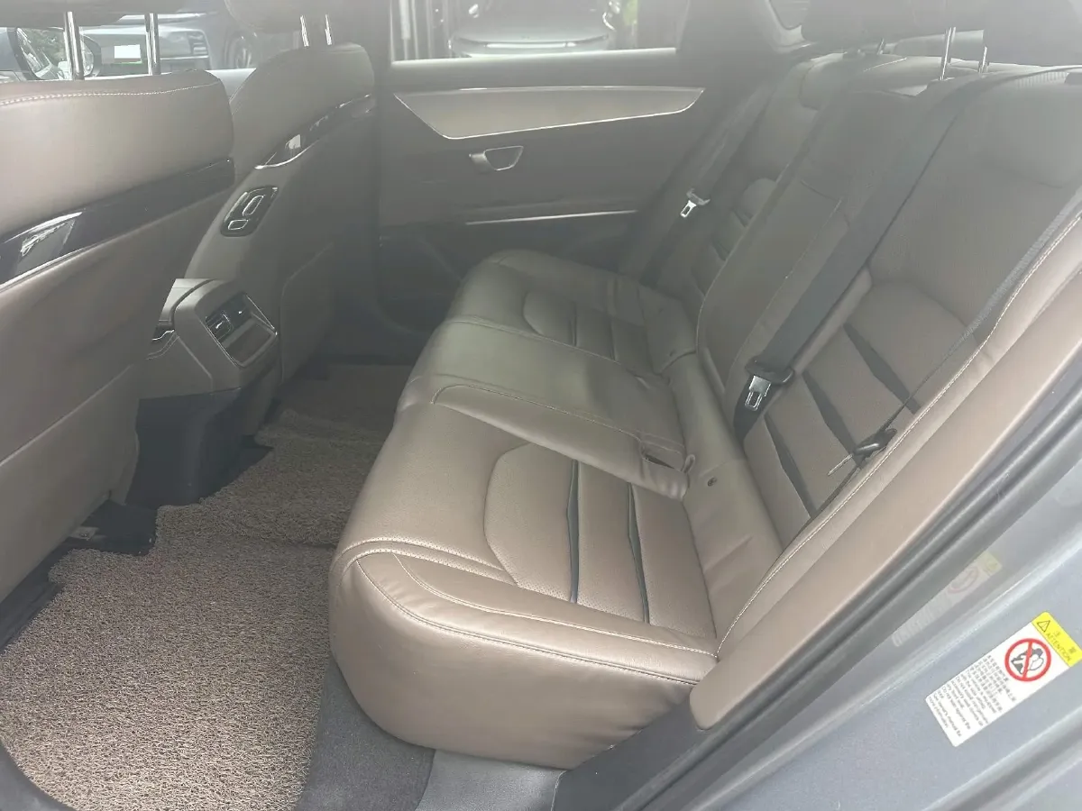 2020 Honda Breeze 2.0L 146HP L4 E-CVT Hybrid,autocango,china used car exporter,china ev exporter,chinese used car exporter,chinese used ev exporter
