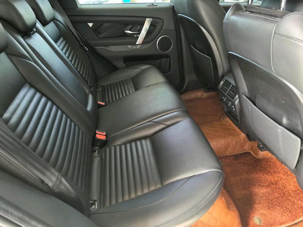 2020 Land Rover Discovery Sport 2.0T 200HP L4 9AT,autocango,china used car exporter,china ev exporter,chinese used car exporter,chinese used ev exporter