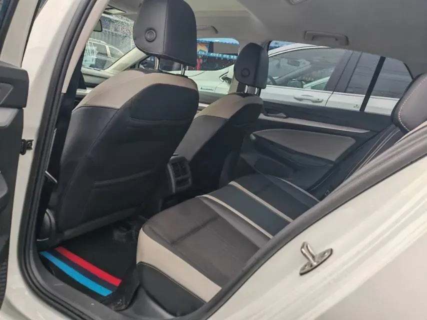 2021 Volkswagen Golf 1.4T 150HP L4 7DCT,autocango,china used car exporter,china ev exporter,chinese used car exporter,chinese used ev exporter