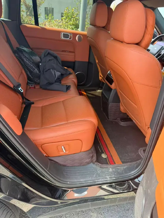 2024 Li L6 Range Extended 154HP L4 REEV 36.8KWH,autocango,china used car exporter,china ev exporter,chinese used car exporter,chinese used ev exporter