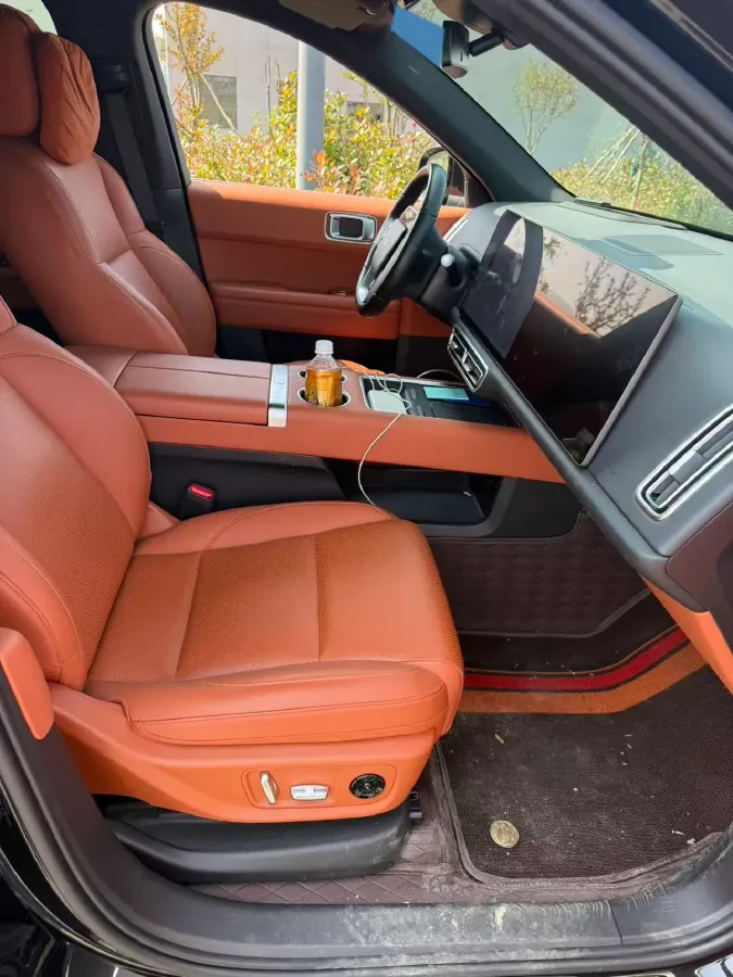 2024 Li L6 Range Extended 154HP L4 REEV 36.8KWH,autocango,china used car exporter,china ev exporter,chinese used car exporter,chinese used ev exporter