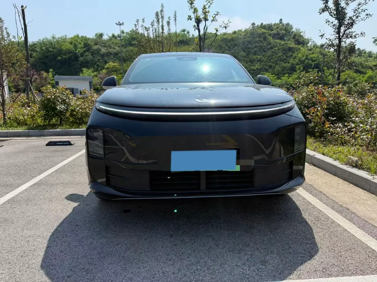 2024 Li L6 Range Extended 154HP L4 REEV 36.8KWH,autocango,china used car exporter,china ev exporter,chinese used car exporter,chinese used ev exporter