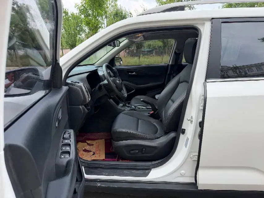 2018 Hyundai ix35 2.0L 160HP L4 6AT,autocango,china used car exporter,china ev exporter,chinese used car exporter,chinese used ev exporter