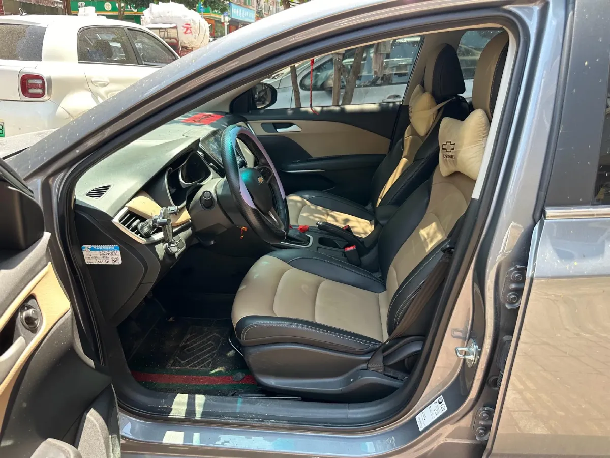 2022 Chevrolet Monza 1.5L 113HP L4 6AT,autocango,china used car exporter,china ev exporter,chinese used car exporter,chinese used ev exporter