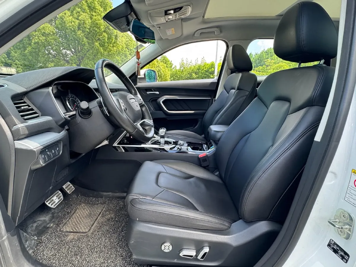2017 Haval H6 2.0T 197HP L4 7DCT,autocango,china used car exporter,china ev exporter,chinese used car exporter,chinese used ev exporter