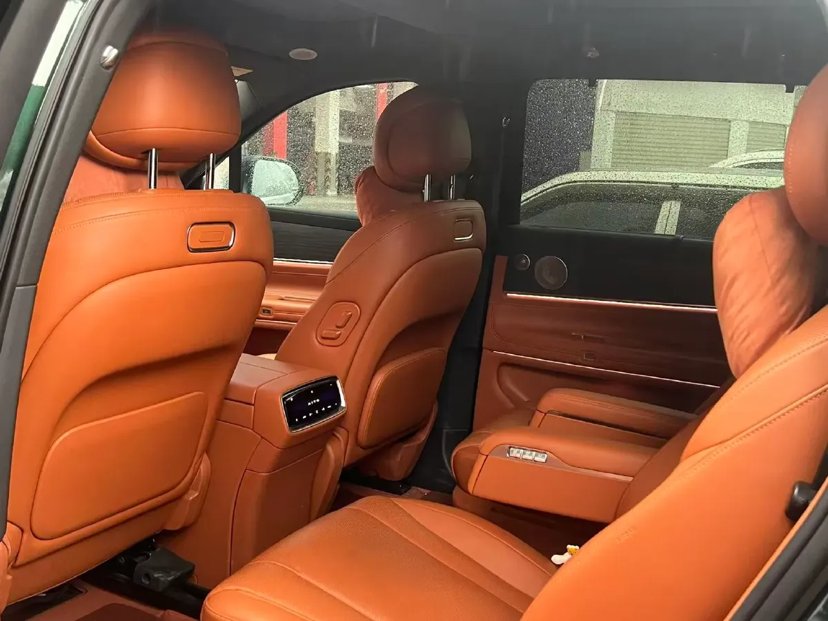 2024 AITO AITO M9 1.5T 152HP L4 REEV 52KWH,autocango,china used car exporter,china ev exporter,chinese used car exporter,chinese used ev exporter