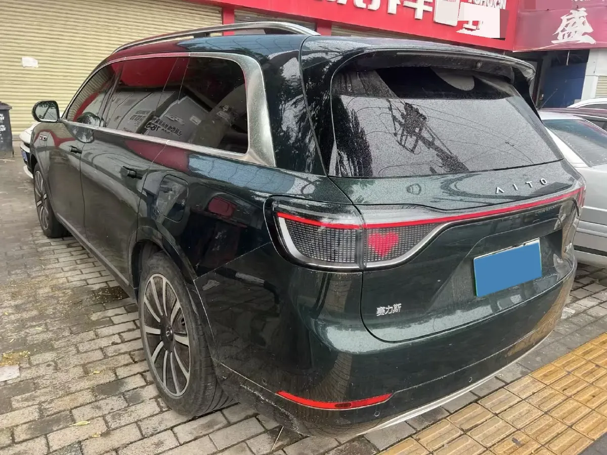2024 AITO AITO M9 1.5T 152HP L4 REEV 52KWH,autocango,china used car exporter,china ev exporter,chinese used car exporter,chinese used ev exporter