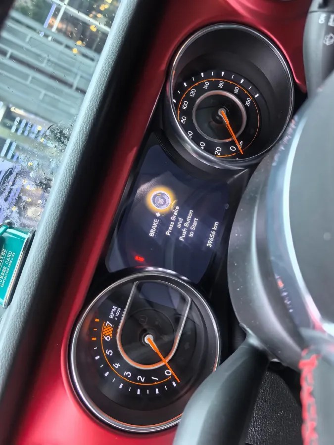 2021 Jeep Wrangler 2.0T 266HP L4 8AT,autocango,china used car exporter,china ev exporter,chinese used car exporter,chinese used ev exporter