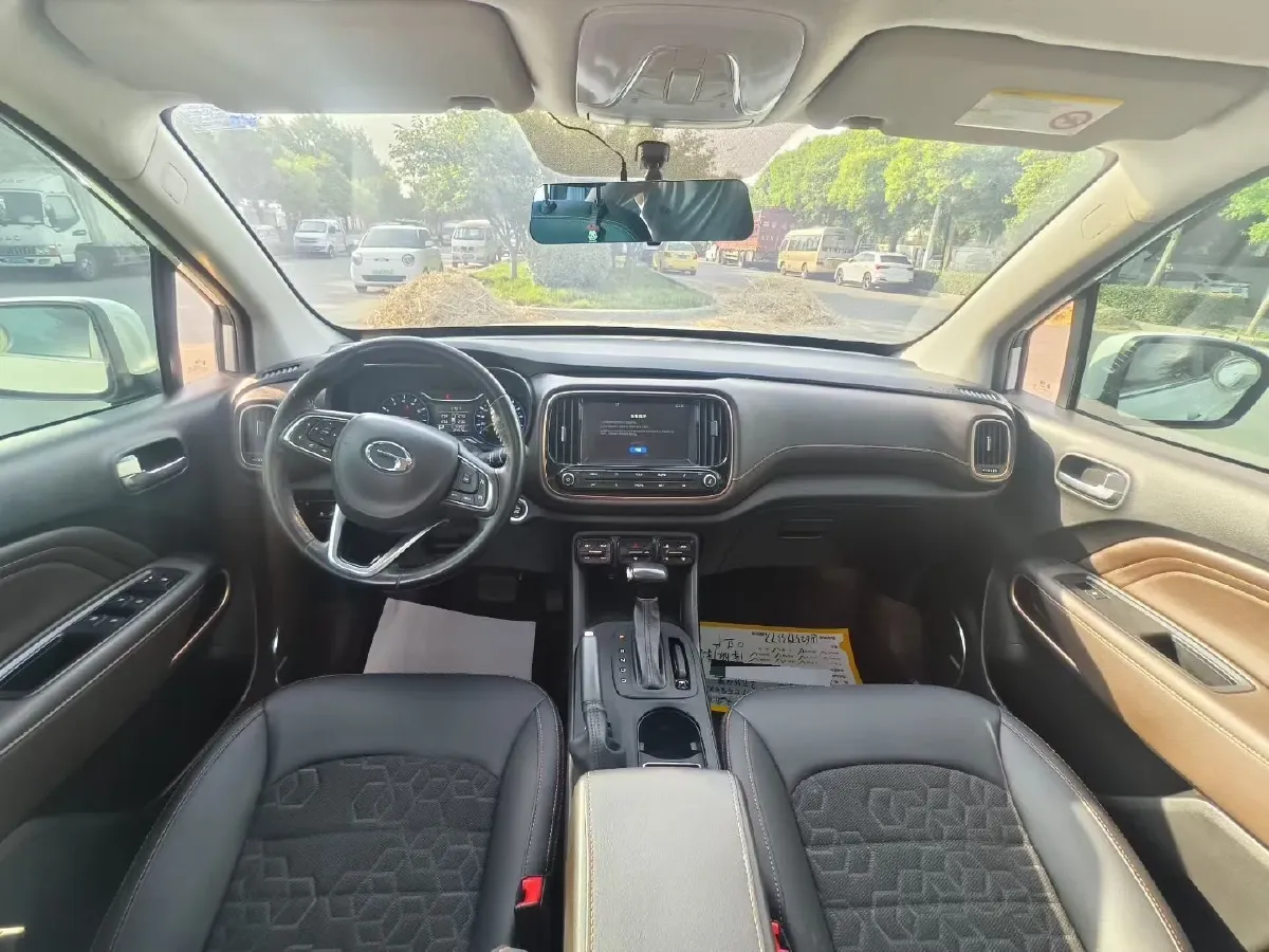 2020 GAC Trumpchi GS3 1.5T 163HP L3 7DCT,autocango,china used car exporter,china ev exporter,chinese used car exporter,chinese used ev exporter