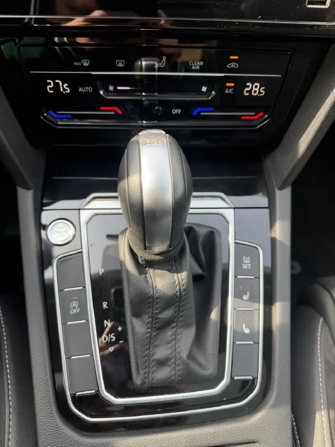 2020 Volkswagen Magotan 1.4T 150HP L4 7DCT,autocango,china used car exporter,china ev exporter,chinese used car exporter,chinese used ev exporter