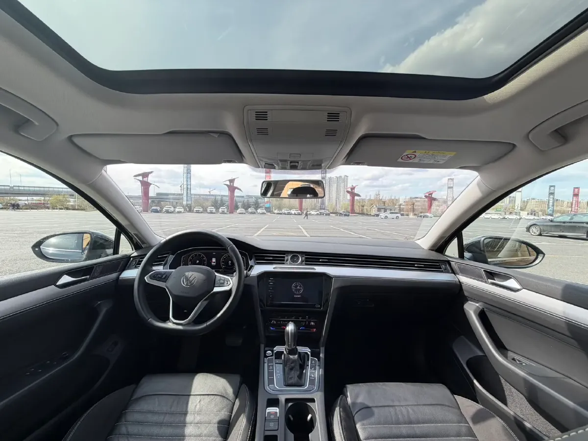 2020 Volkswagen Magotan 1.4T 150HP L4 7DCT,autocango,china used car exporter,china ev exporter,chinese used car exporter,chinese used ev exporter