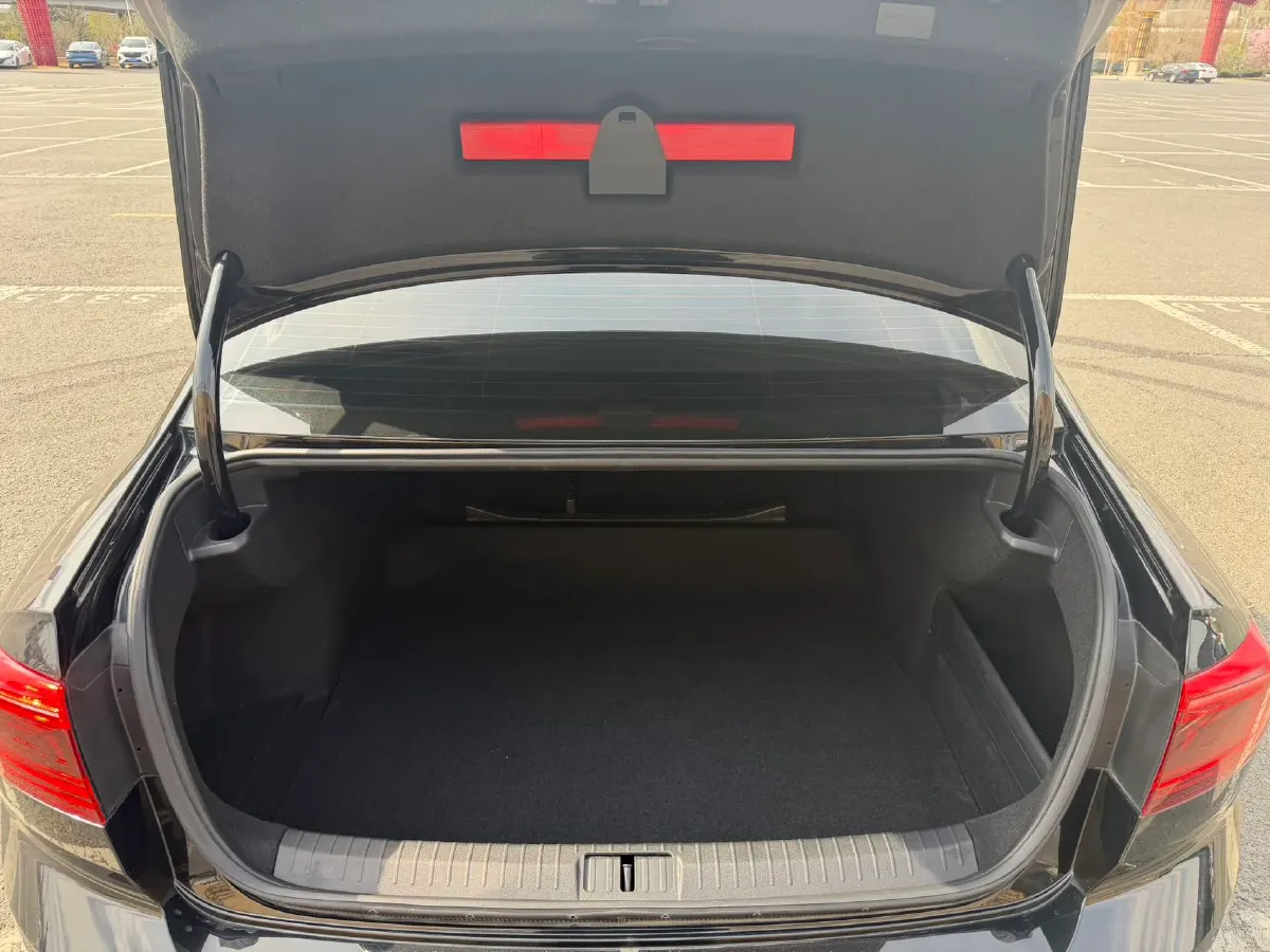 2020 Volkswagen Magotan 1.4T 150HP L4 7DCT,autocango,china used car exporter,china ev exporter,chinese used car exporter,chinese used ev exporter