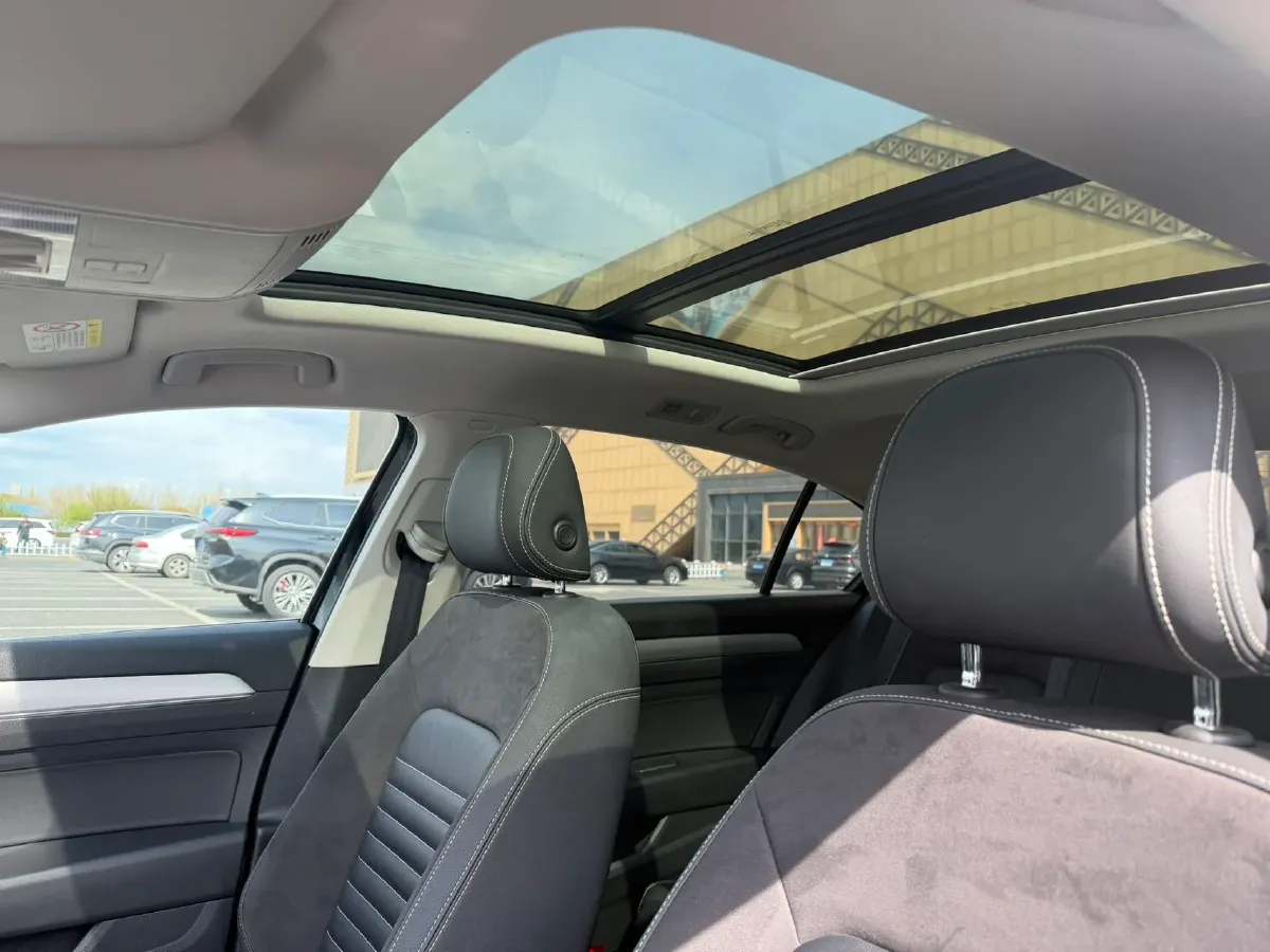 2020 Volkswagen Magotan 1.4T 150HP L4 7DCT,autocango,china used car exporter,china ev exporter,chinese used car exporter,chinese used ev exporter