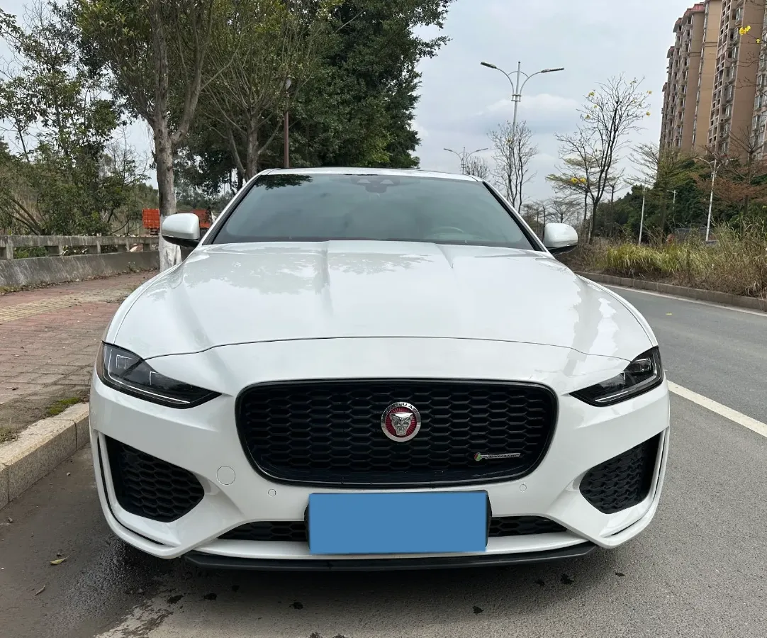 2020 Jaguar XEL 2.0T 200HP L4 8AT,autocango,china used car exporter,china ev exporter,chinese used car exporter,chinese used ev exporter