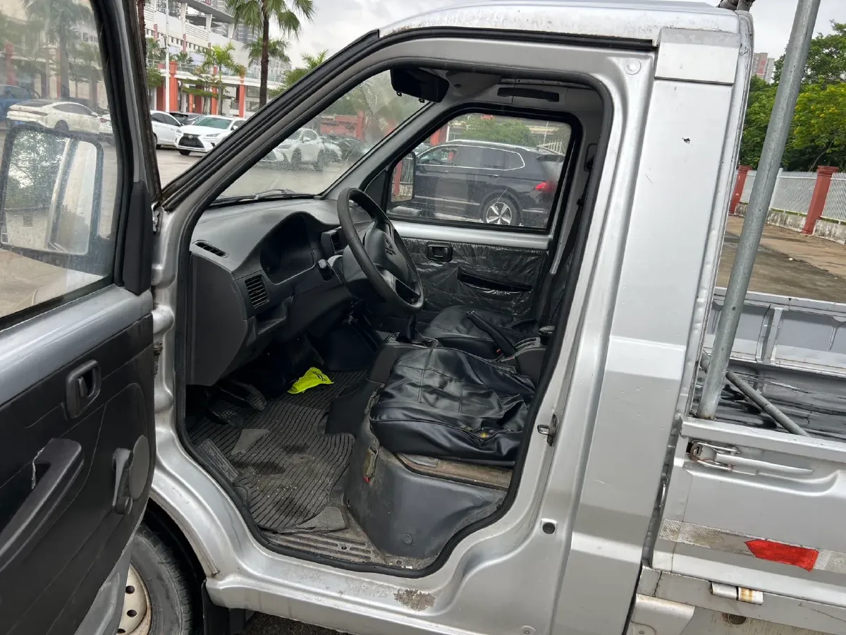 2019 WuLing RongGuang Mini Truck 1.5L 107HP L4 5MT,autocango,china used car exporter,china ev exporter,chinese used car exporter,chinese used ev exporter