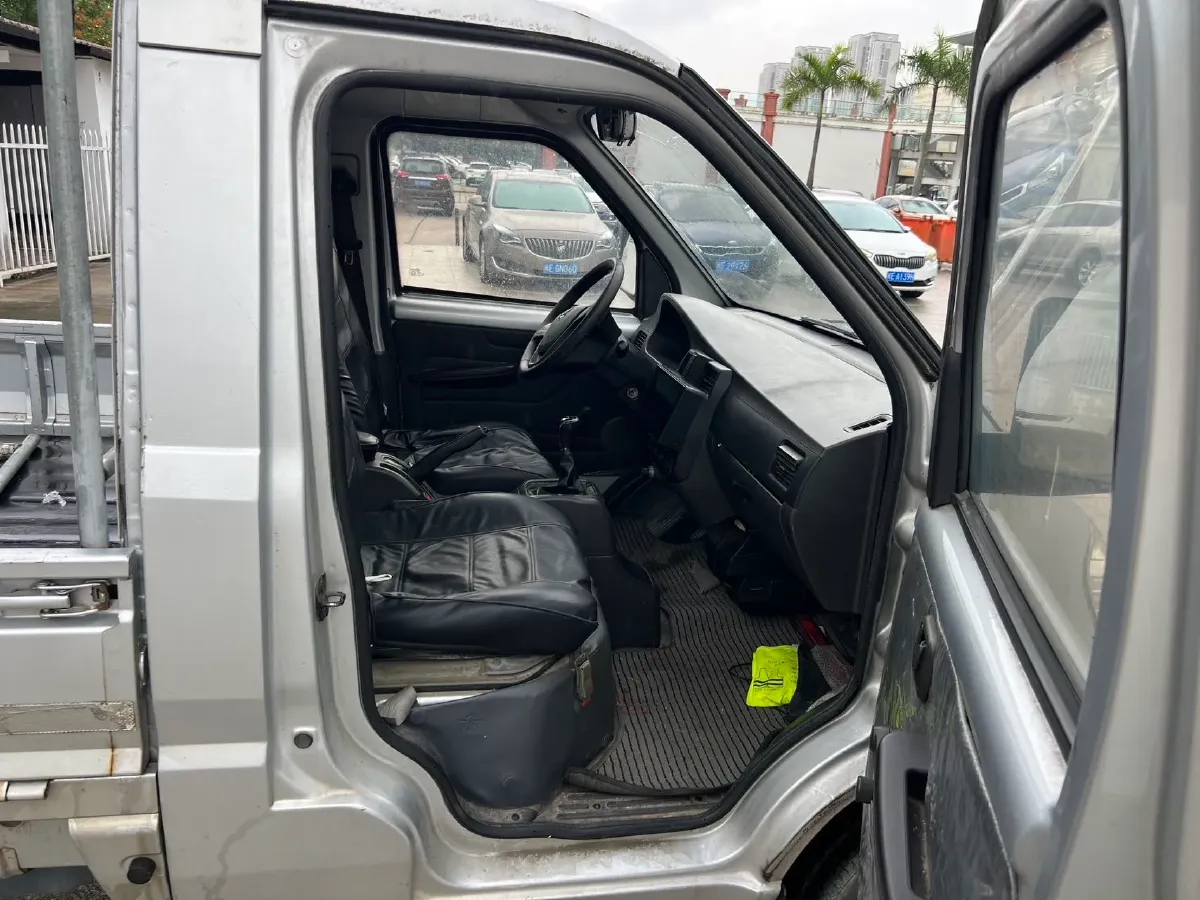 2019 WuLing RongGuang Mini Truck 1.5L 107HP L4 5MT,autocango,china used car exporter,china ev exporter,chinese used car exporter,chinese used ev exporter