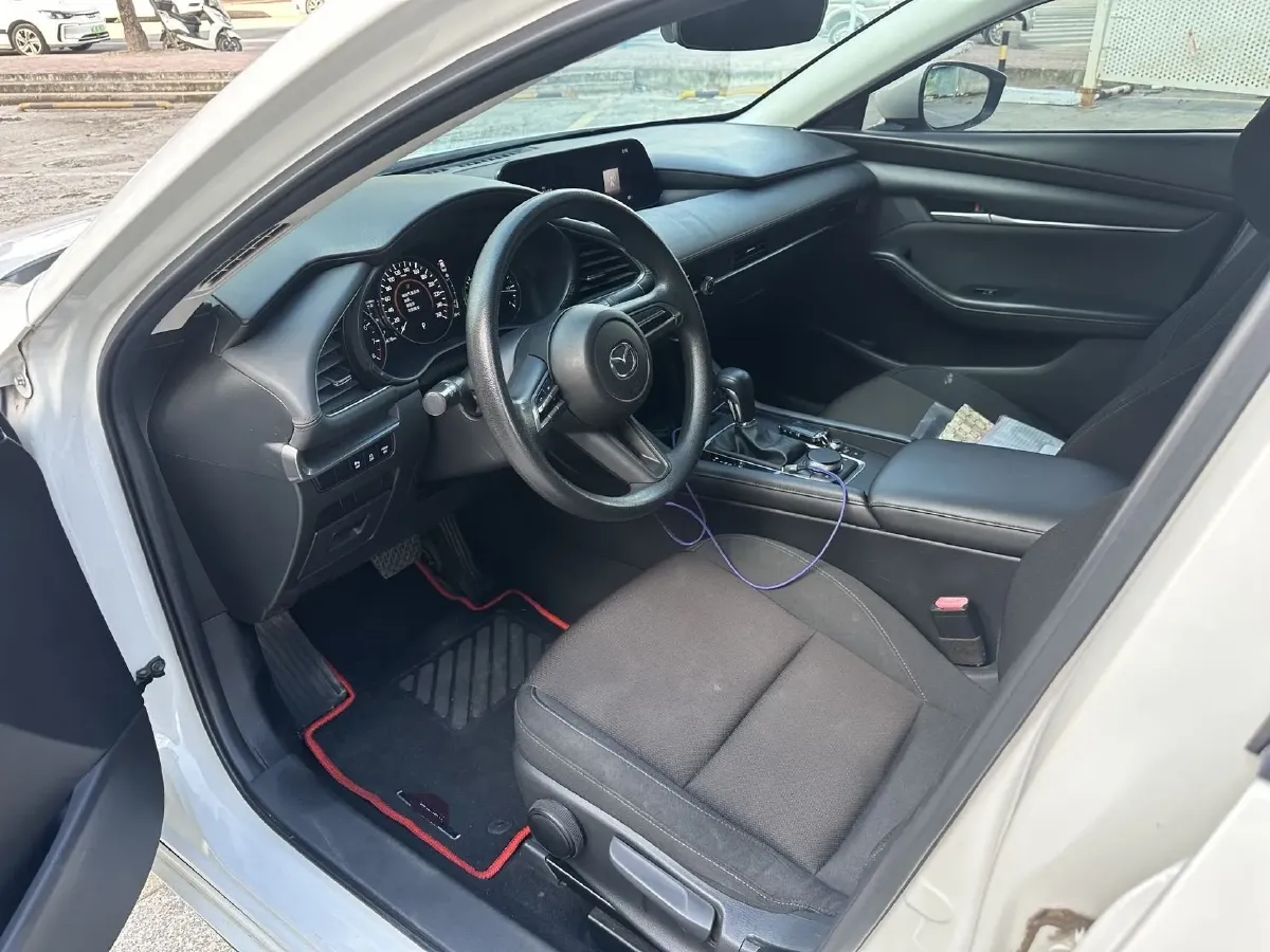 2020 Mazda 3 Axela 1.5L 117HP L4 6AT,autocango,china used car exporter,china ev exporter,chinese used car exporter,chinese used ev exporter