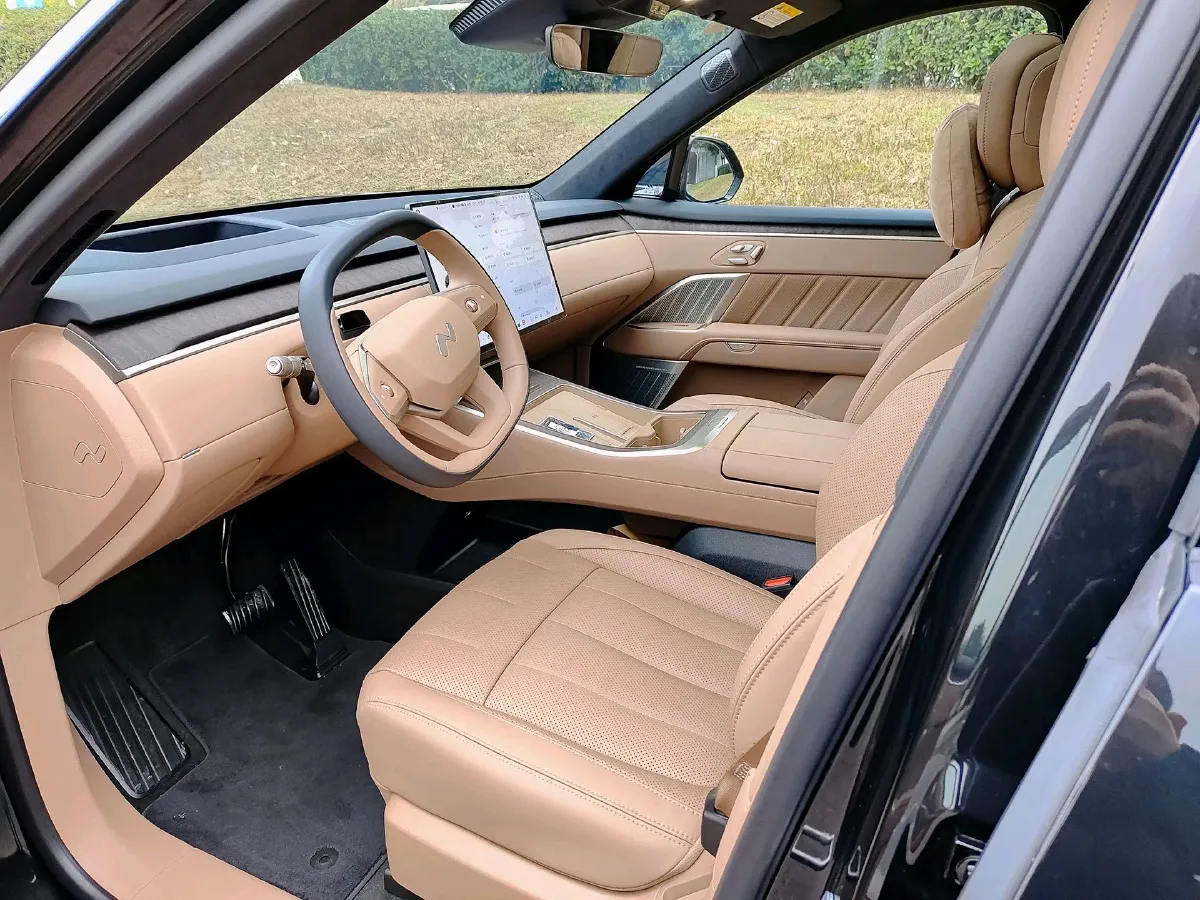 2025 ONVO L90 BEV,autocango,china used car exporter,china ev exporter,chinese used car exporter,chinese used ev exporter